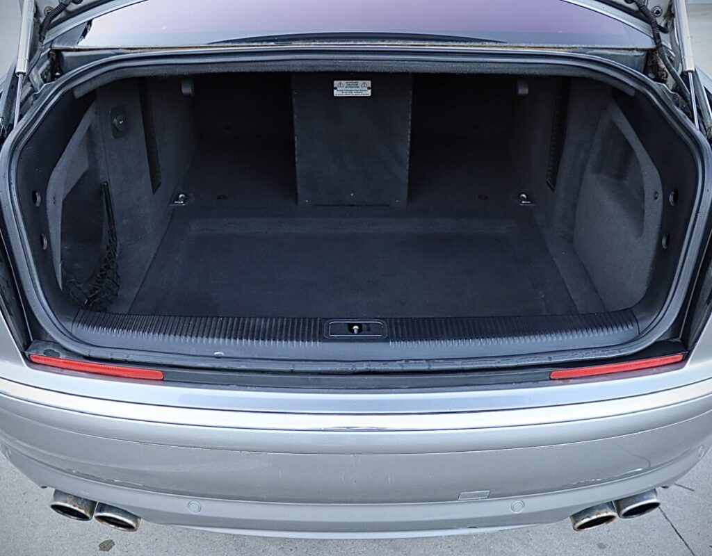 AUDI 15