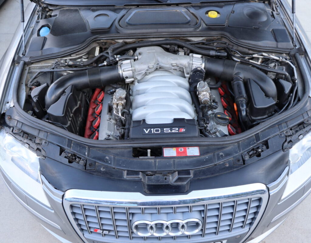AUDI 17