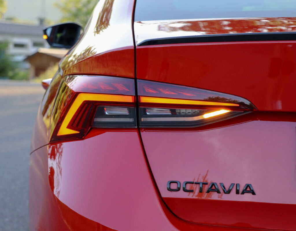 ŠKODA OCTAVIA SPORTLINE 7
