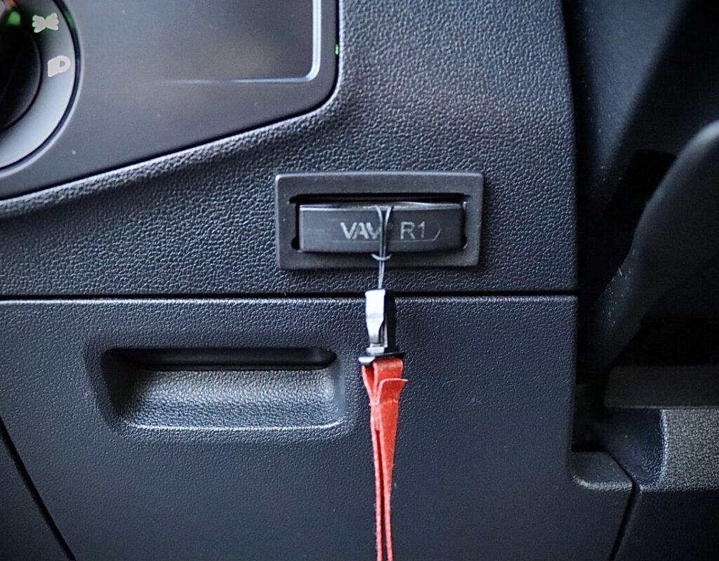 VW TIGUAN 8